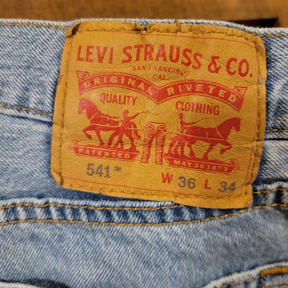 541 Washed Denim Levi Jeans 36 x 34 - Picture 3 of 6